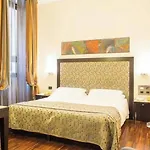 Residenza Mecenate Апарт-отель 4*