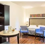 Residenza Mecenate Lägenhetshotell 4*