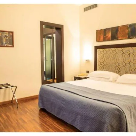 Residenza Mecenate 4*